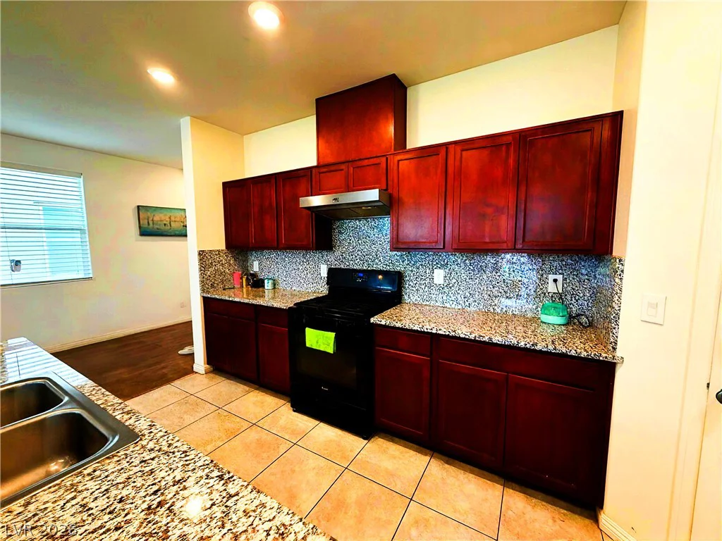5357 Stonara, Las Vegas, NV 89113