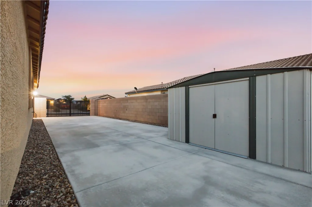 7345 Quaking Aspen, Las Vegas, NV 89149