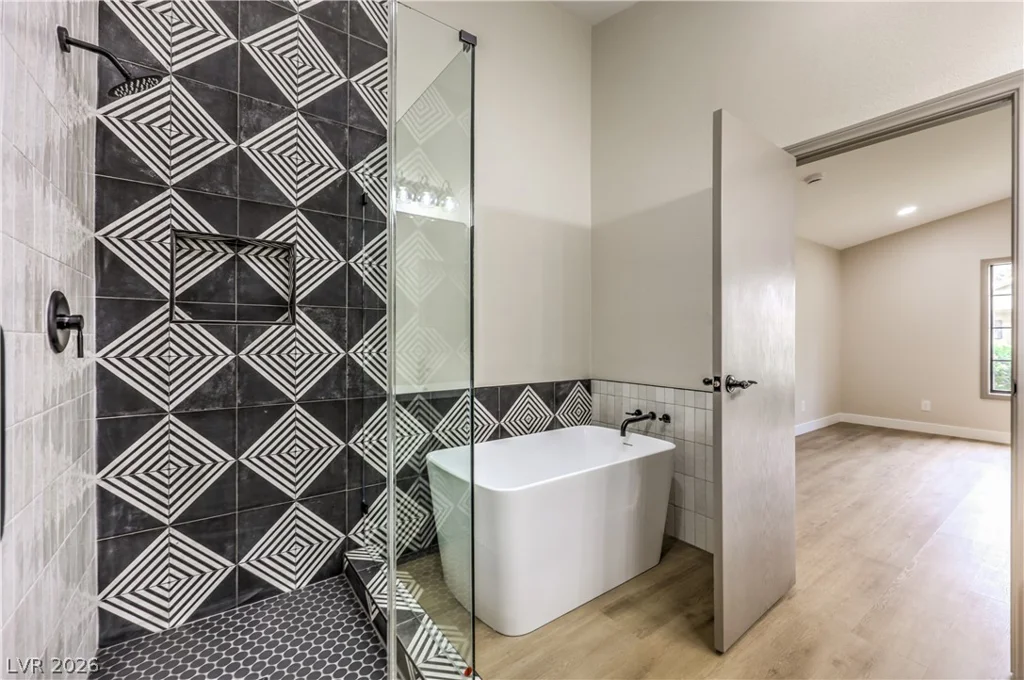 7812 Canoe, Las Vegas, NV 89145