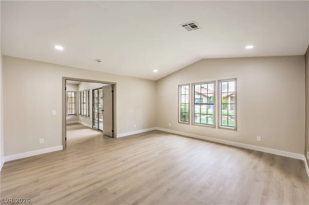 7812 Canoe, Las Vegas, NV 89145