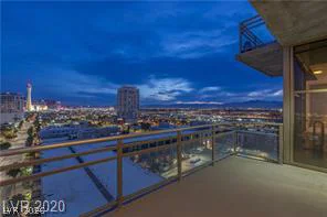 353 Bonneville, Las Vegas, NV 89101