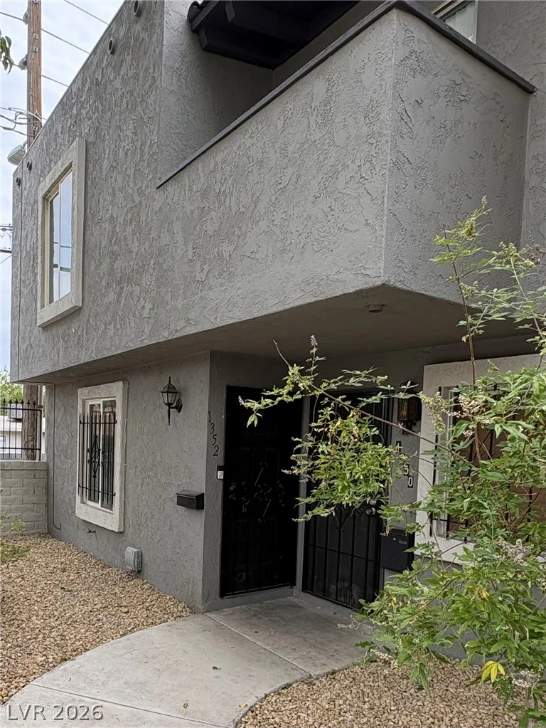1352 Jones, Las Vegas, NV 89108