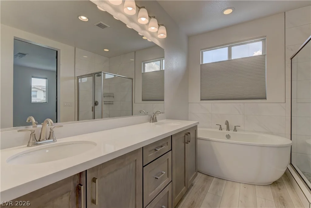 9901 Cullin Range, Las Vegas, NV 89166