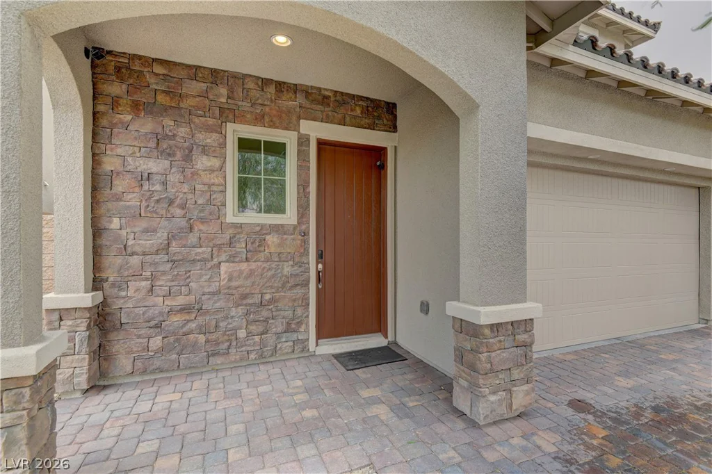 9901 Cullin Range, Las Vegas, NV 89166