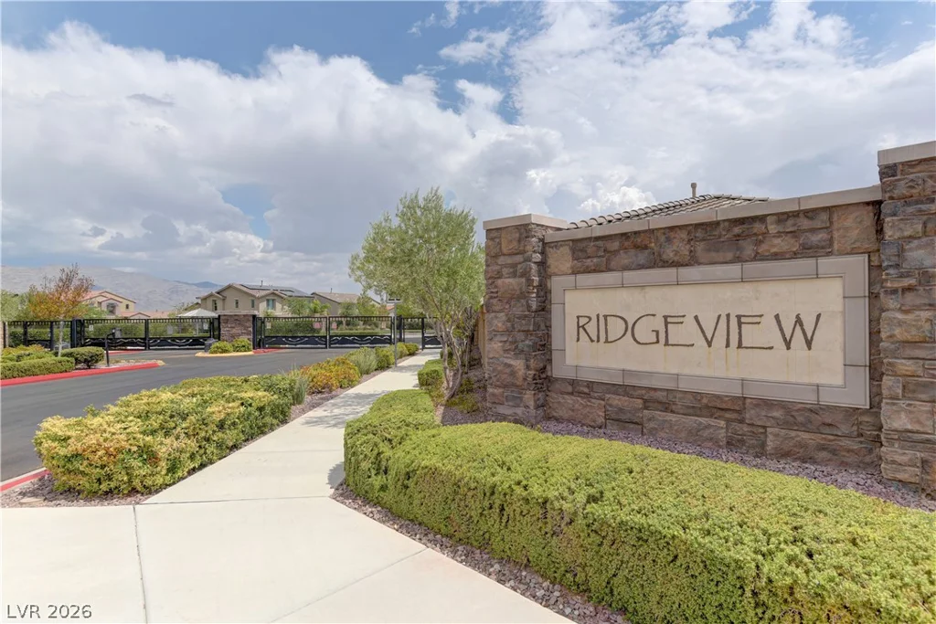 9901 Cullin Range, Las Vegas, NV 89166