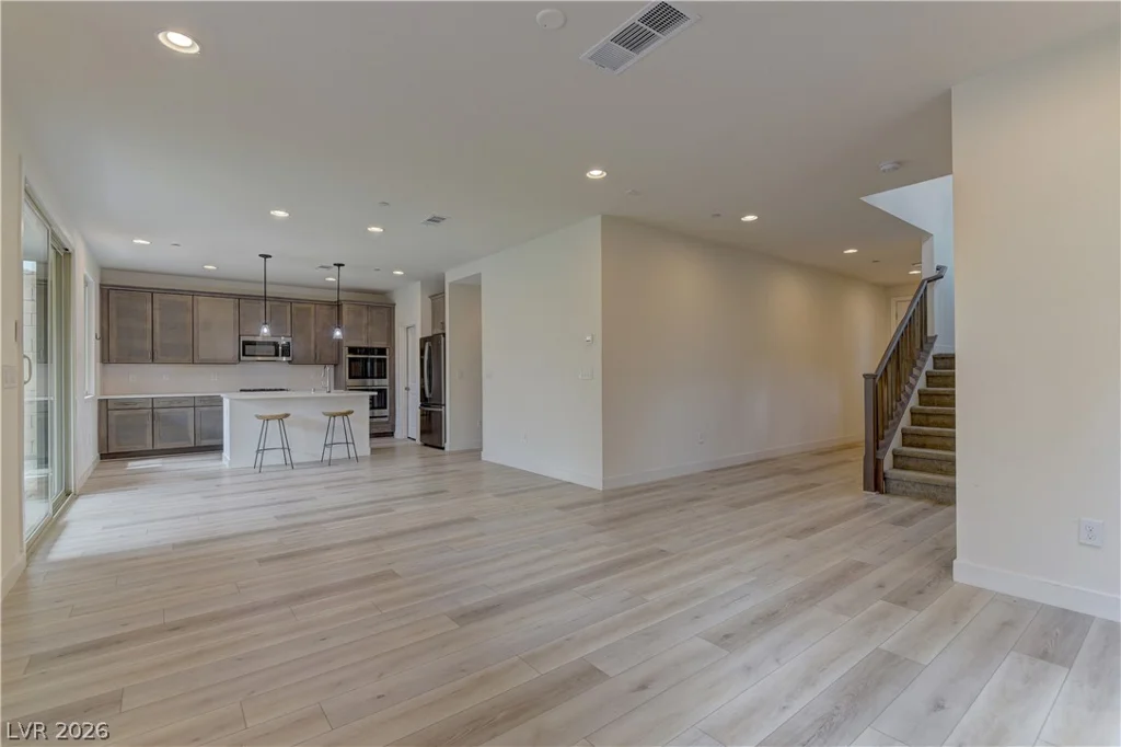 9901 Cullin Range, Las Vegas, NV 89166
