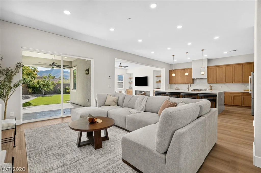 2456 Lothian, Henderson, NV 89044