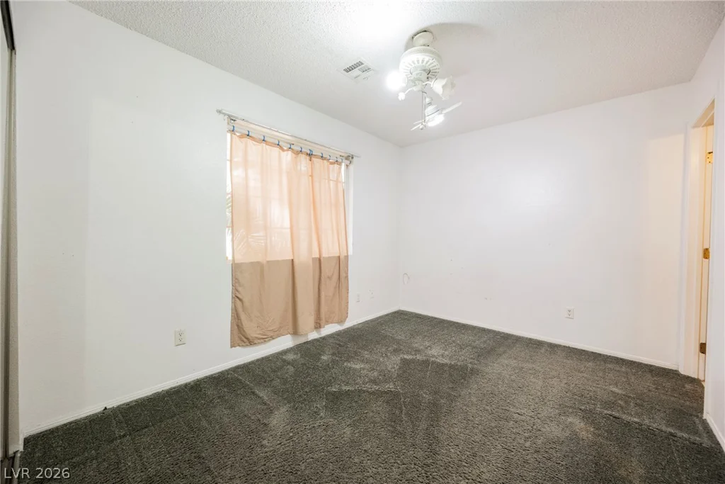 2141 Twickenham, Las Vegas, NV 89108