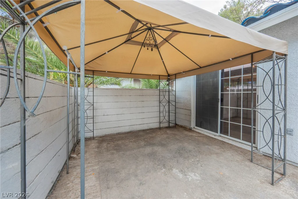 2141 Twickenham, Las Vegas, NV 89108