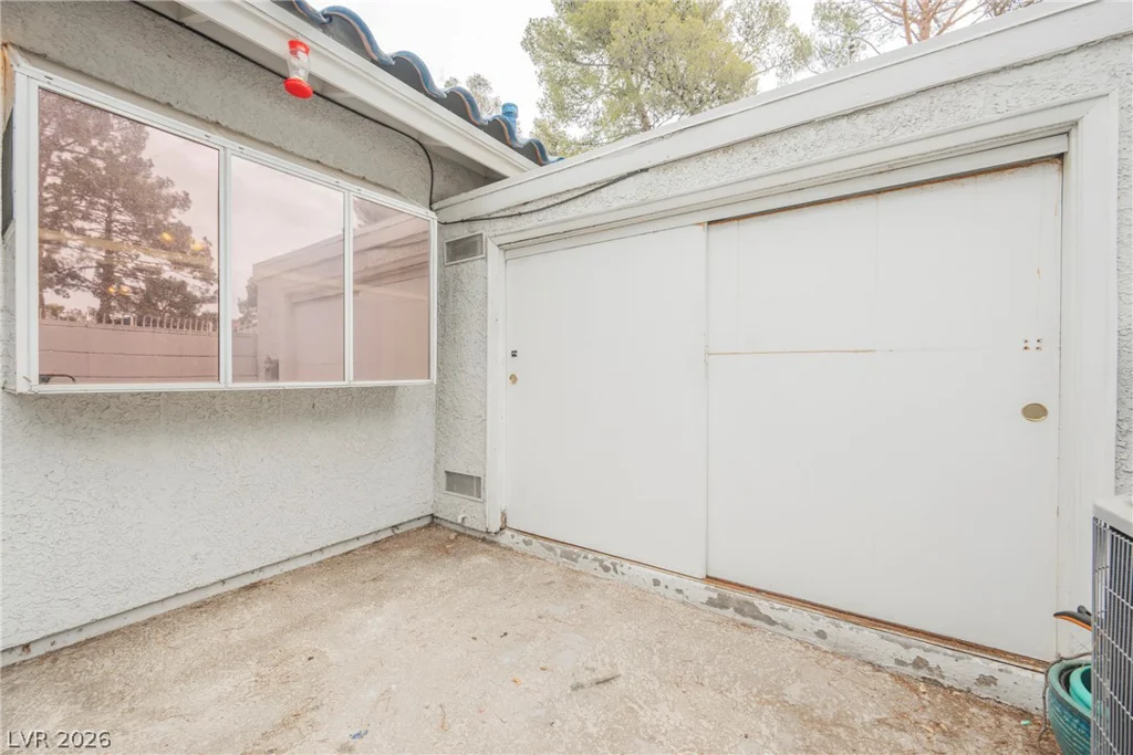 2141 Twickenham, Las Vegas, NV 89108