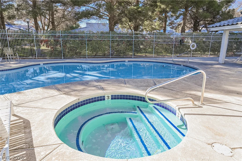 2141 Twickenham, Las Vegas, NV 89108