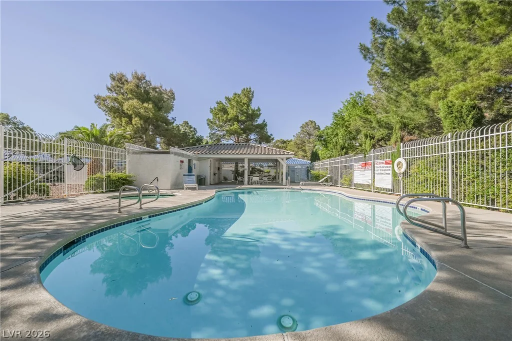 2141 Twickenham, Las Vegas, NV 89108