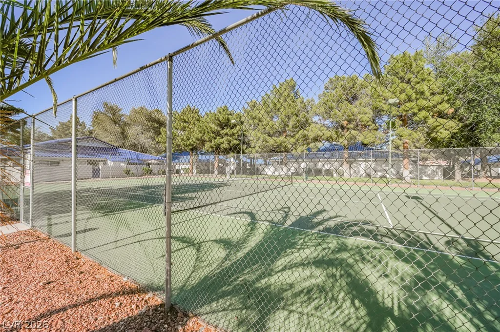 2141 Twickenham, Las Vegas, NV 89108
