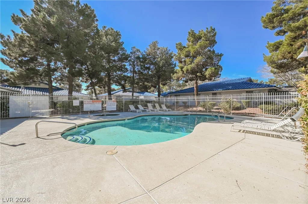 2141 Twickenham, Las Vegas, NV 89108