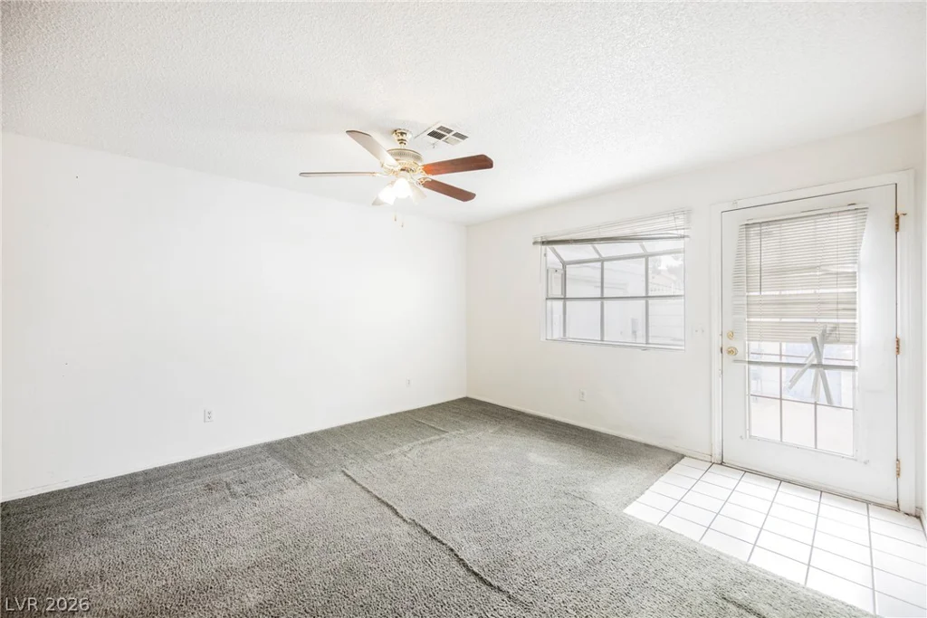 2141 Twickenham, Las Vegas, NV 89108