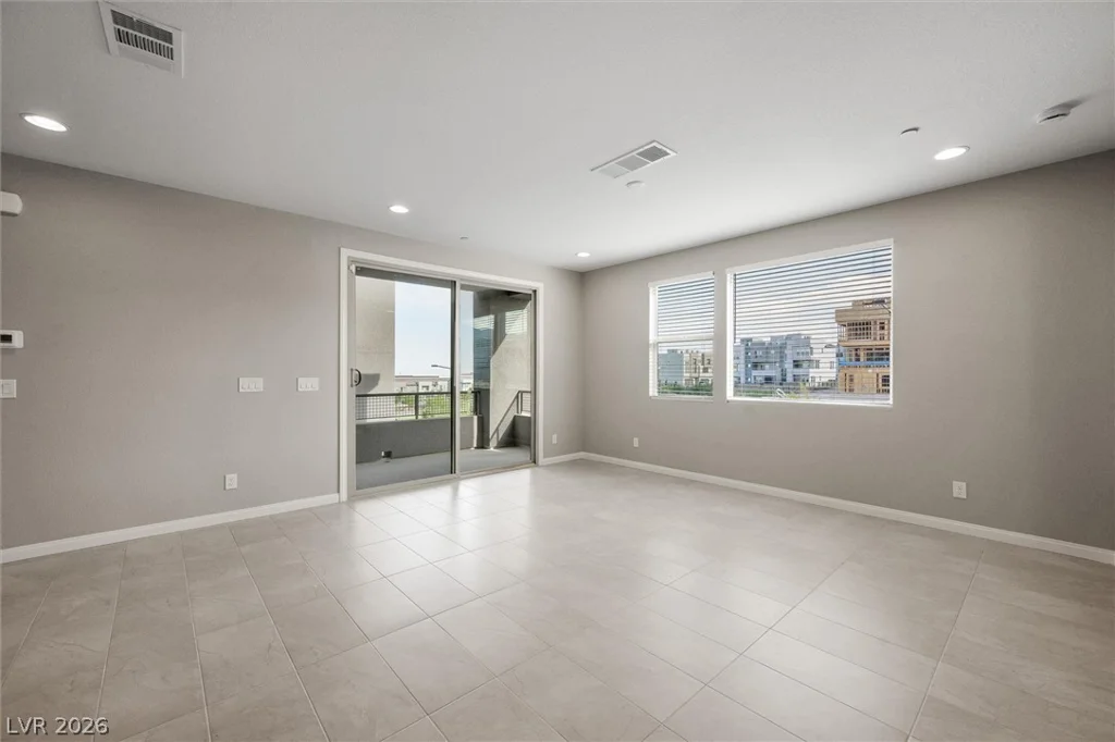 11536 Fleet Wing, Las Vegas, NV 89138
