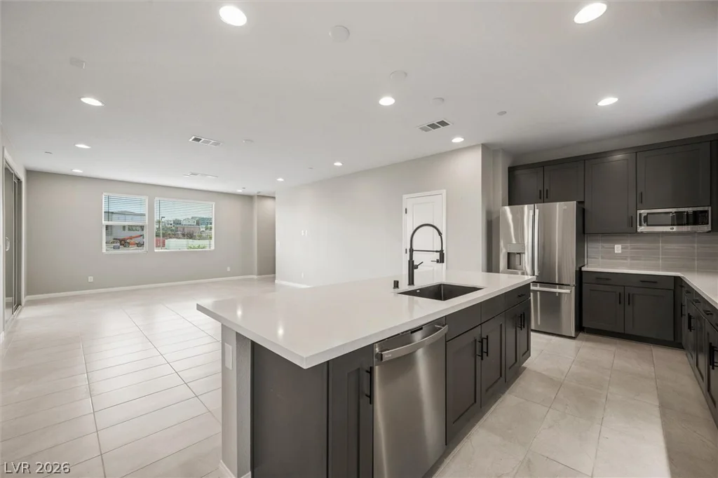 11536 Fleet Wing, Las Vegas, NV 89138