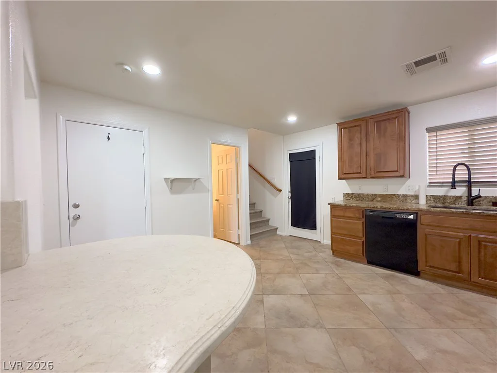 6952 Graceful Cloud, Henderson, NV 89011