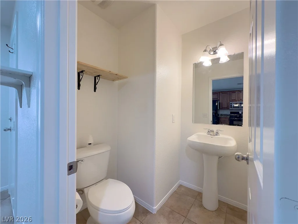 6952 Graceful Cloud, Henderson, NV 89011