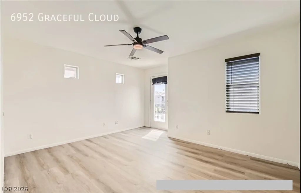 6952 Graceful Cloud, Henderson, NV 89011