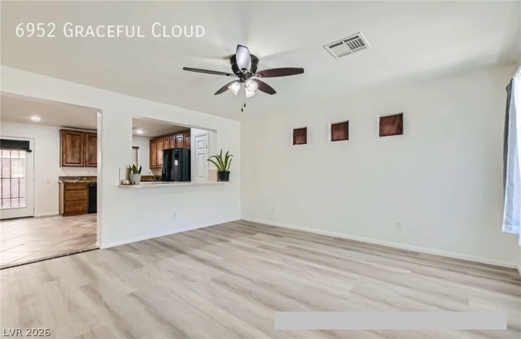 6952 Graceful Cloud, Henderson, NV 89011