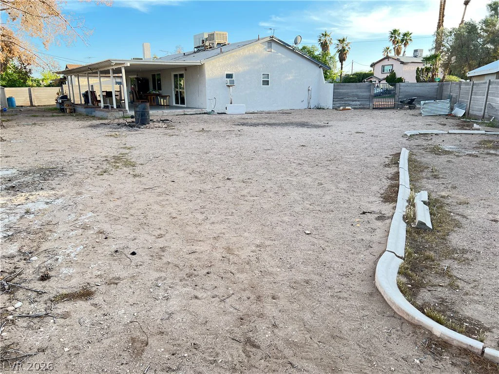 2901 King Midas, Las Vegas, NV 89102