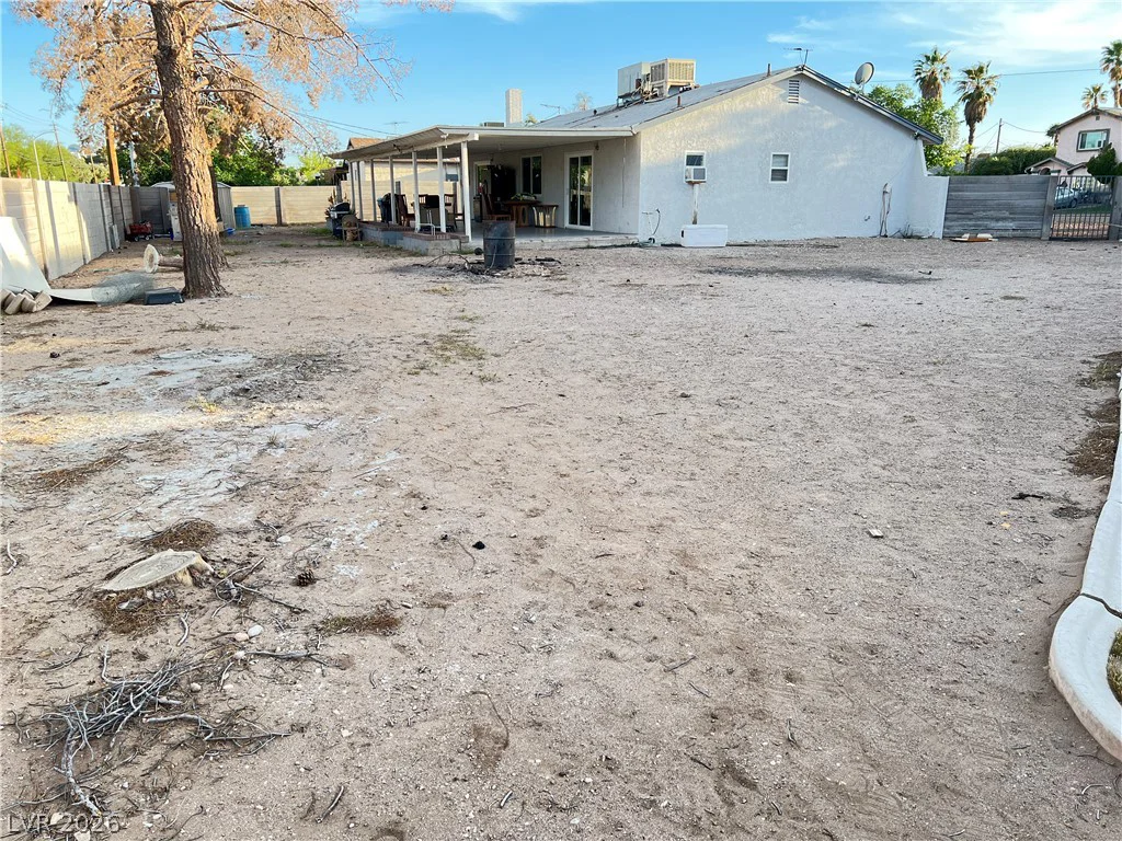 2901 King Midas, Las Vegas, NV 89102