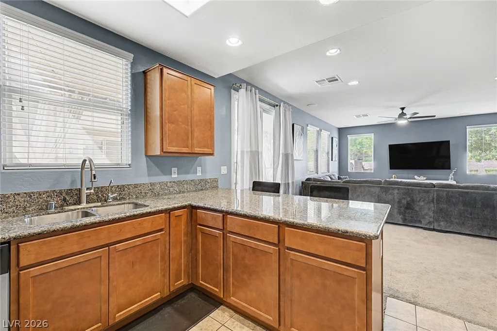 2095 Roundtop, North Las Vegas, NV 89081