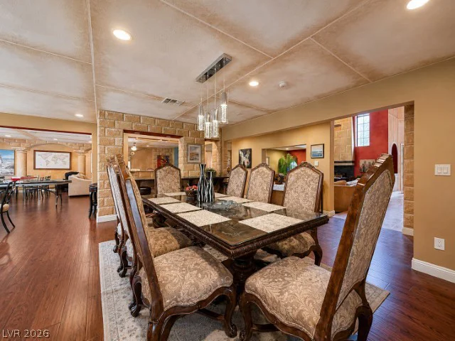 5763 Oakey, Las Vegas, NV 89146