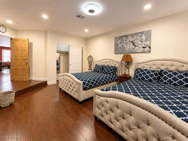 5763 Oakey, Las Vegas, NV 89146
