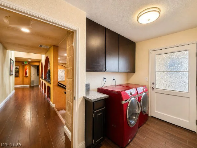 5763 Oakey, Las Vegas, NV 89146
