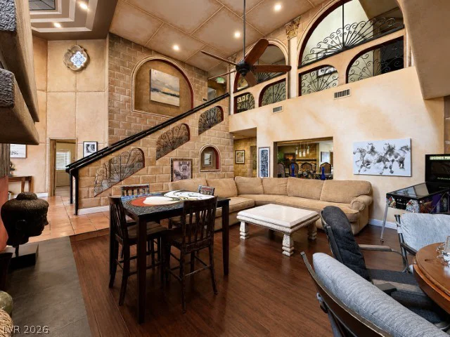 5763 Oakey, Las Vegas, NV 89146