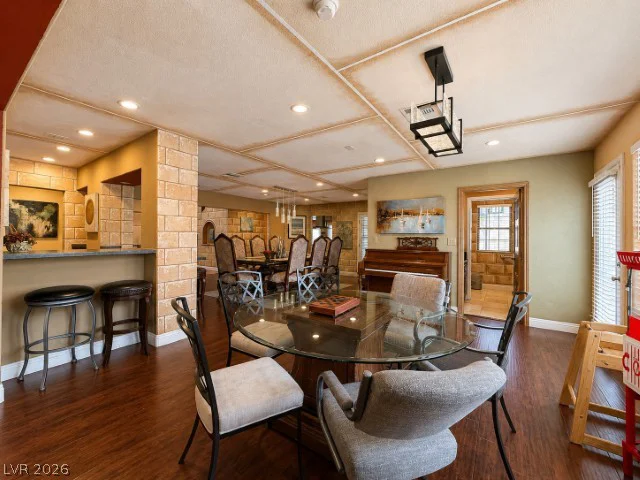 5763 Oakey, Las Vegas, NV 89146