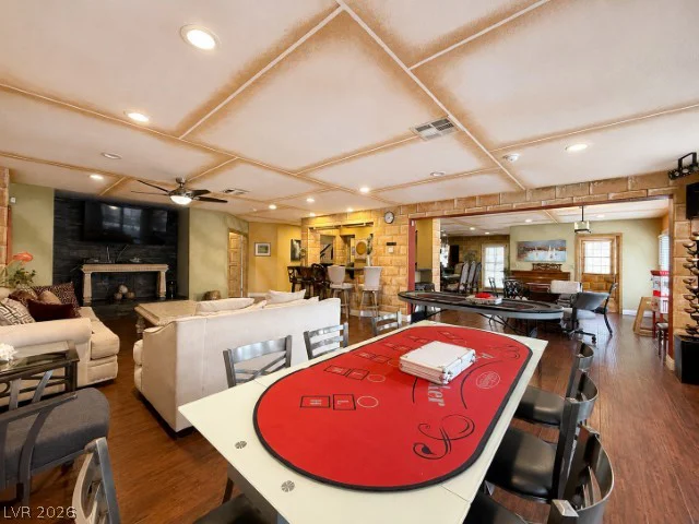 5763 Oakey, Las Vegas, NV 89146