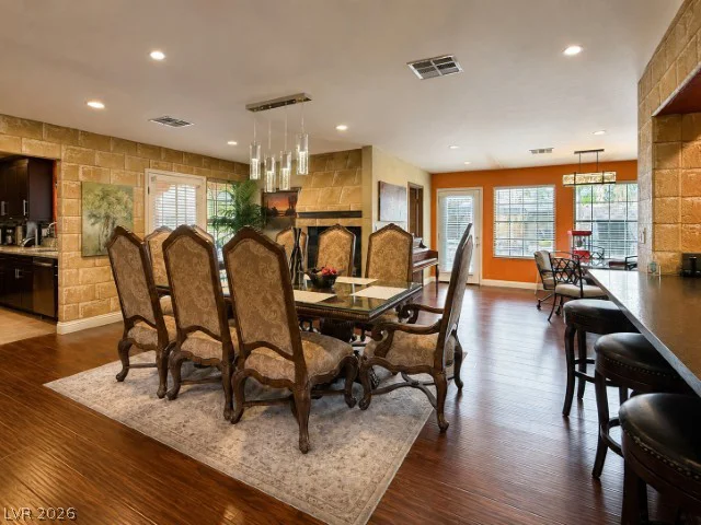 5763 Oakey, Las Vegas, NV 89146