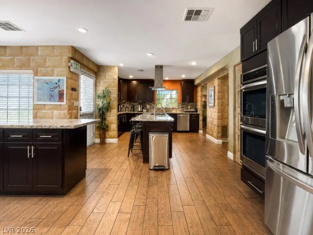 5763 Oakey, Las Vegas, NV 89146
