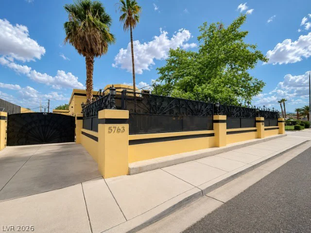 5763 Oakey, Las Vegas, NV 89146