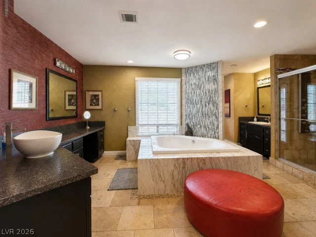 5763 Oakey, Las Vegas, NV 89146