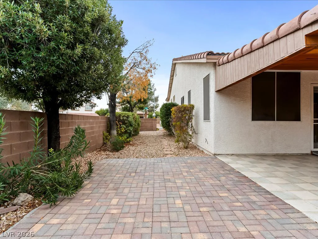 10034 Canyon Dunes, Las Vegas, NV 89147