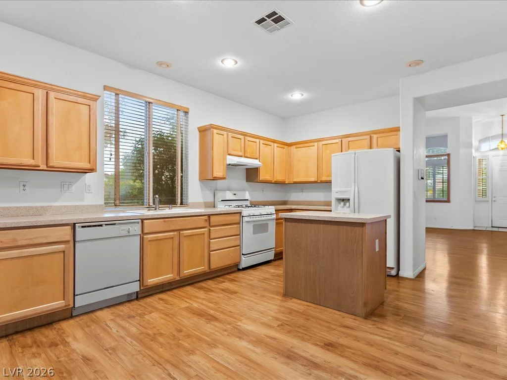 10034 Canyon Dunes, Las Vegas, NV 89147
