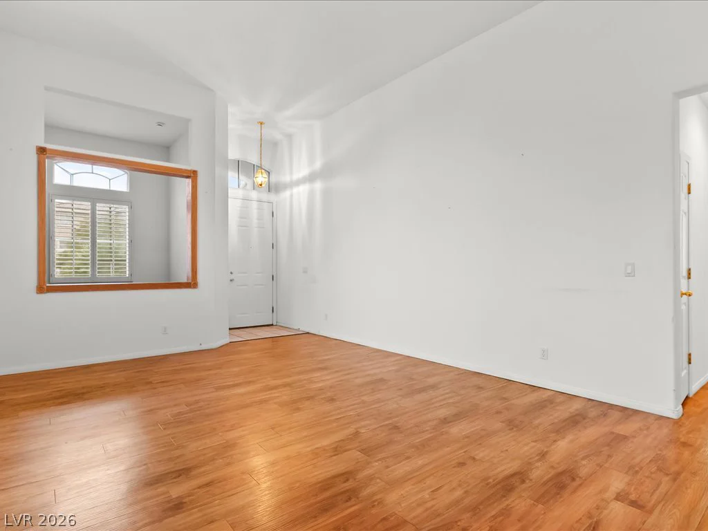 10034 Canyon Dunes, Las Vegas, NV 89147