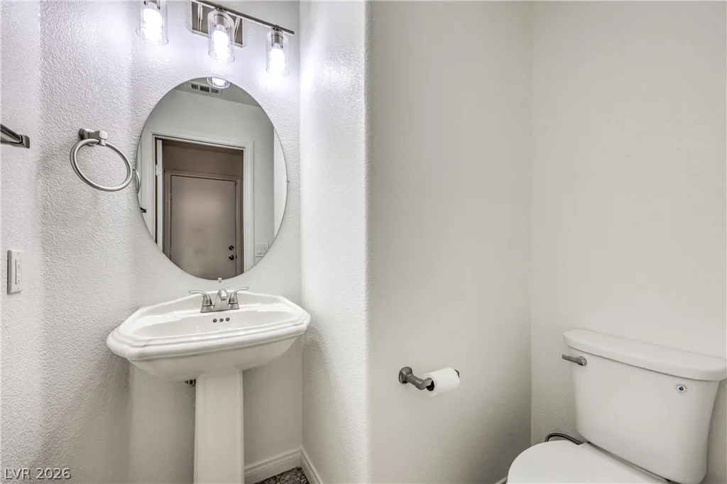 10720 Attleboro Park, Las Vegas, NV 89129