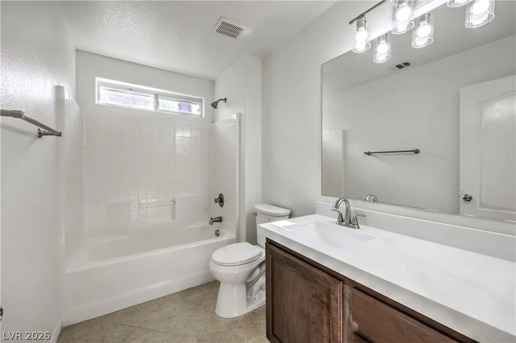 10720 Attleboro Park, Las Vegas, NV 89129