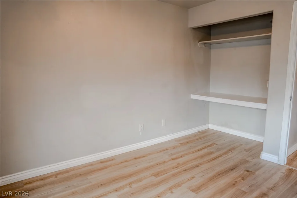 555 Roxella, Las Vegas, NV 89110