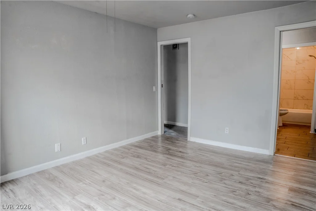 555 Roxella, Las Vegas, NV 89110