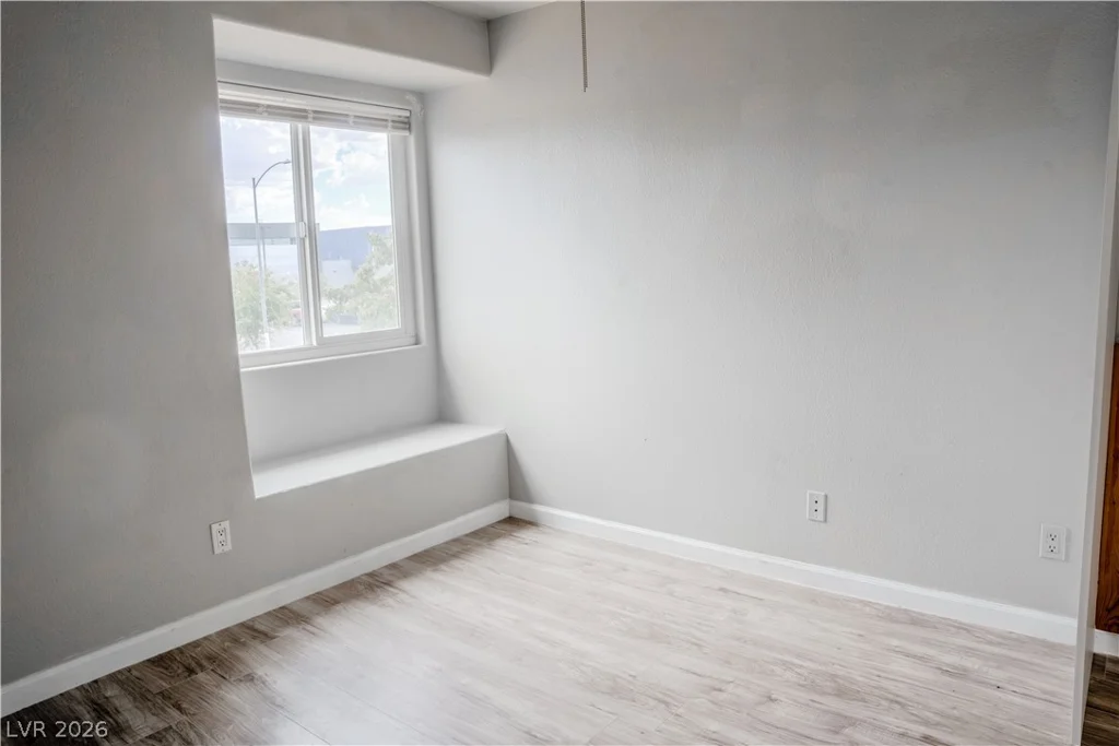 555 Roxella, Las Vegas, NV 89110