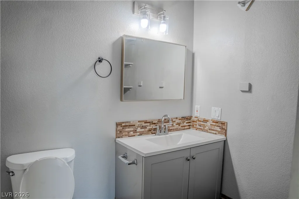 555 Roxella, Las Vegas, NV 89110