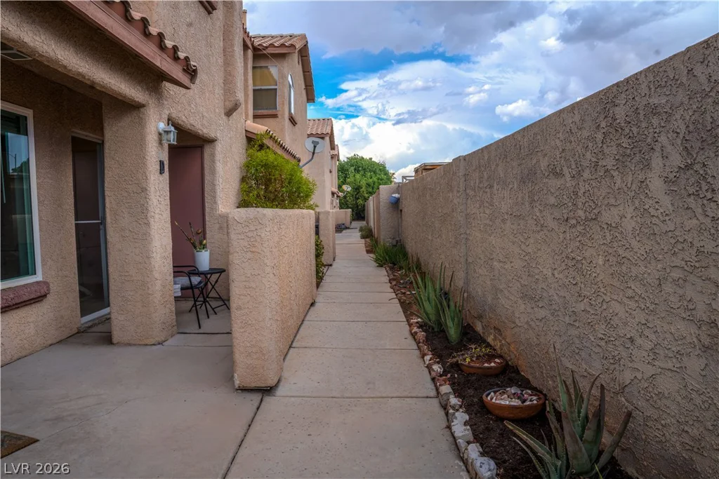 555 Roxella, Las Vegas, NV 89110