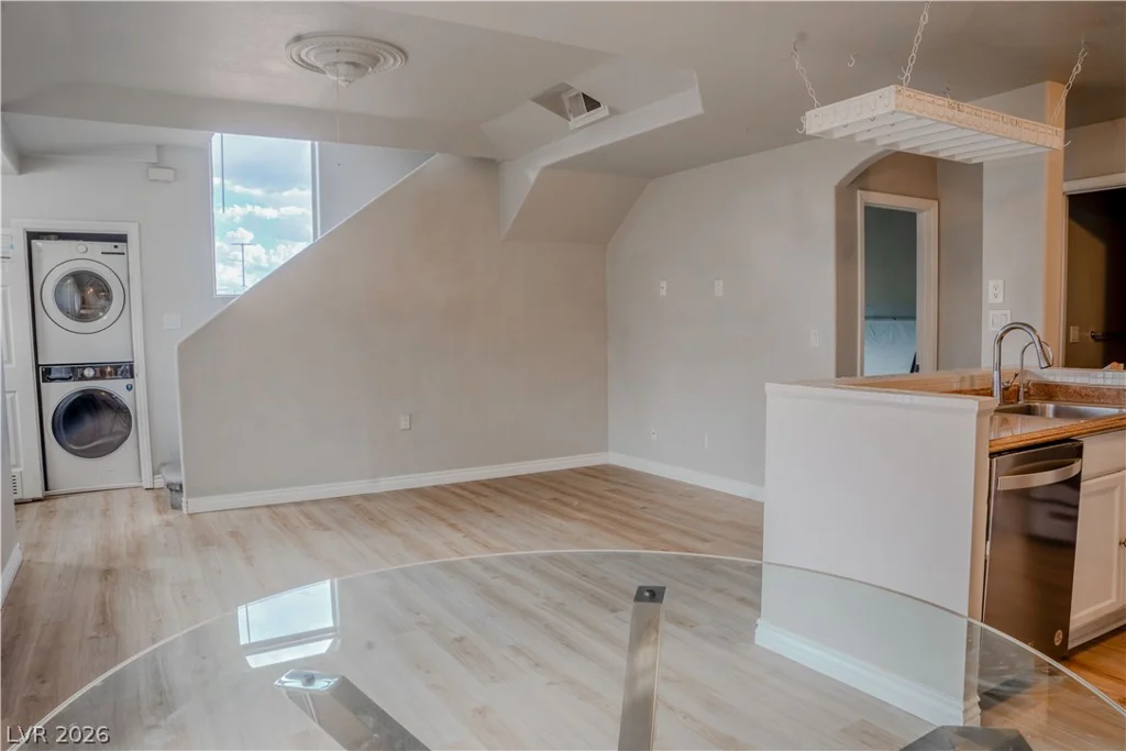 555 Roxella, Las Vegas, NV 89110
