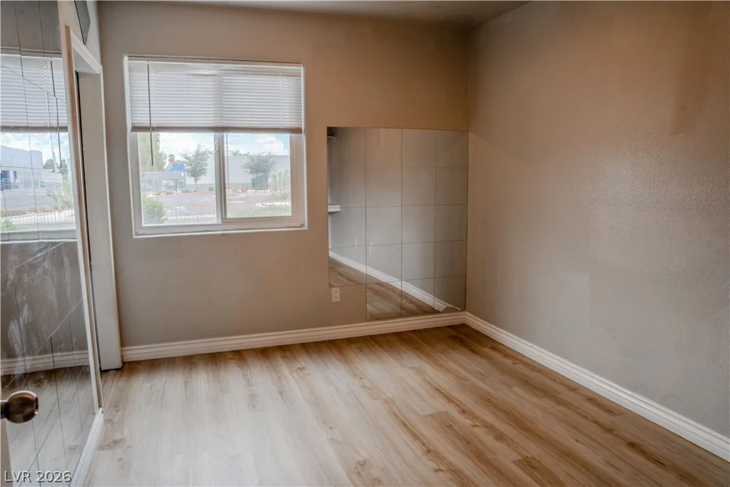 555 Roxella, Las Vegas, NV 89110